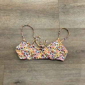 Women’s Small Roxy Bikini Top